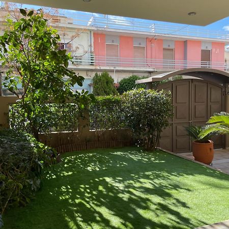 Persephone Stay Inn Elefsina Bagian luar foto
