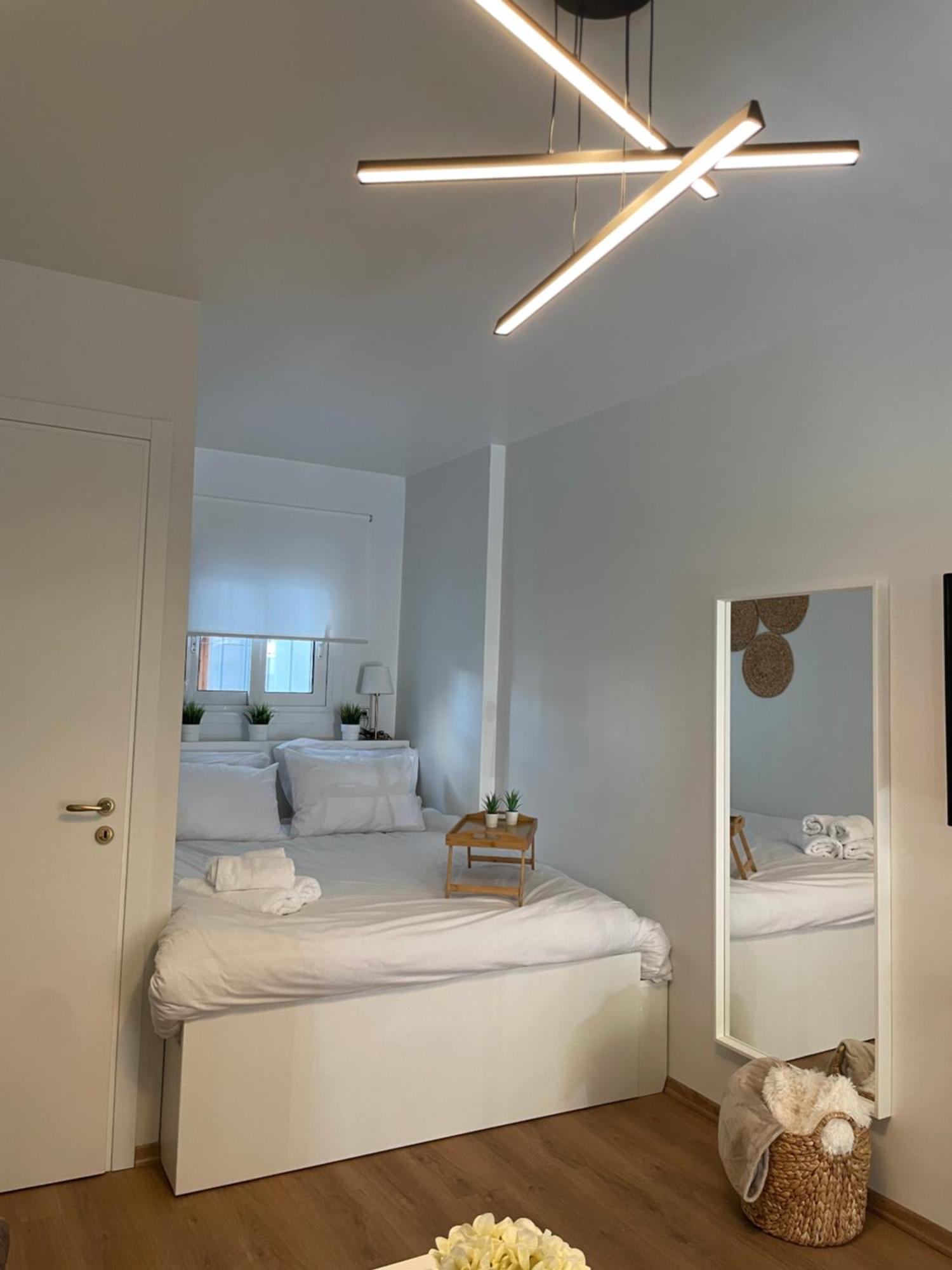 Persephone Stay Inn Elefsina Bagian luar foto